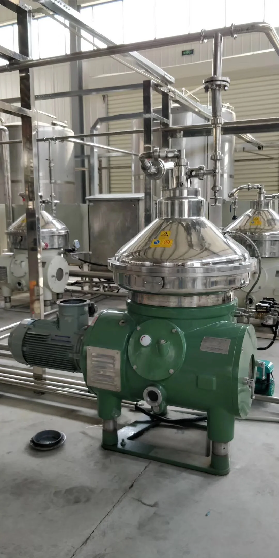 Industry, cow milk and goat milk centrifuge to extract cream, milk residue dish centrifuge and vertical centrifuge