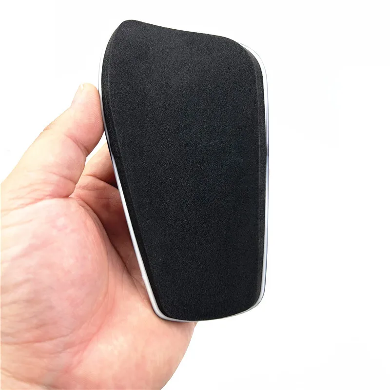 High Quality Comfortable Ventilated Mini Shin Guards Protective Knees Legs Shin Pad for Machine Running for Everyday Users