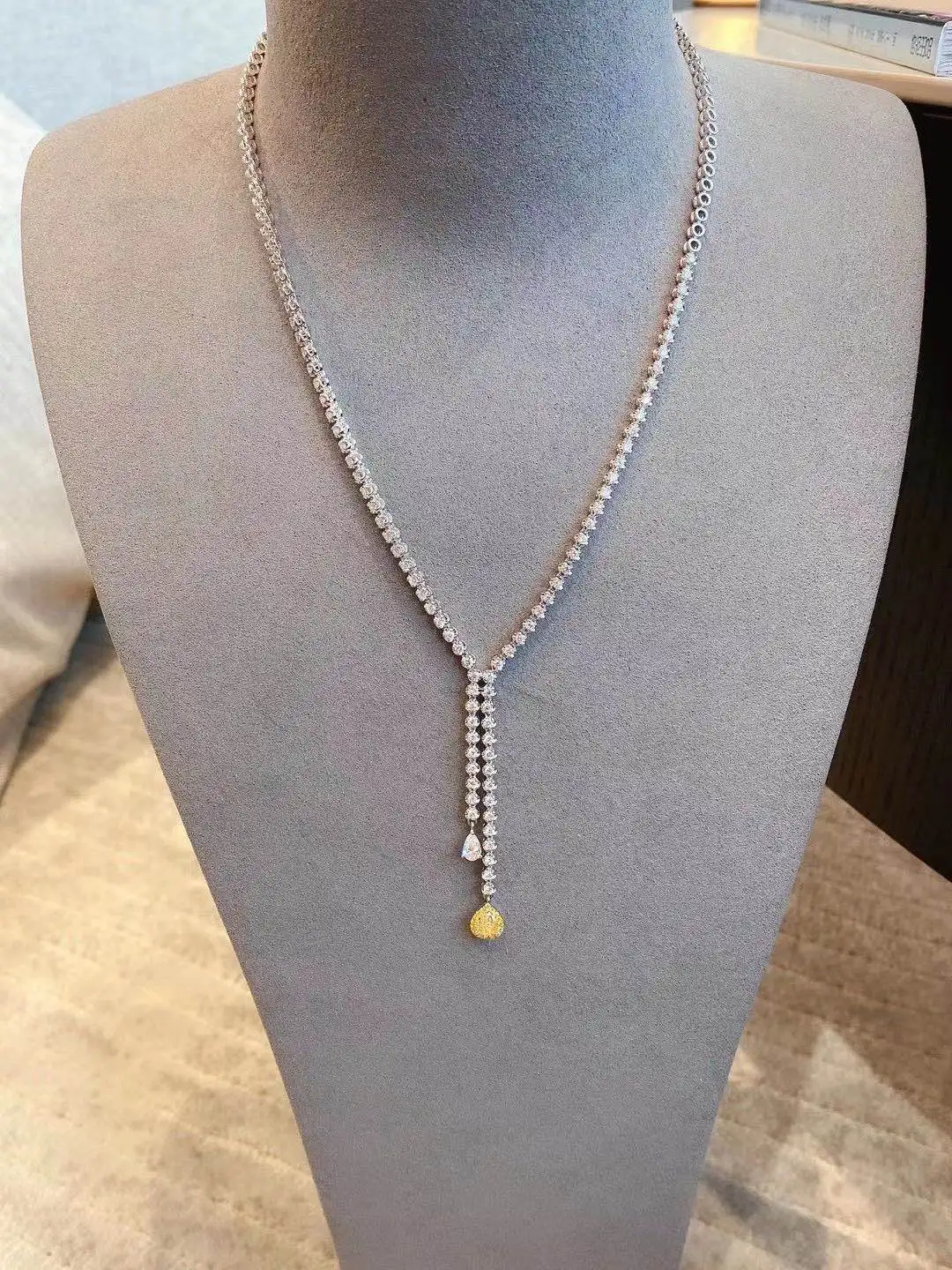 Custom 14K 18K yellow diamond natural stone necklace jewerly necklace