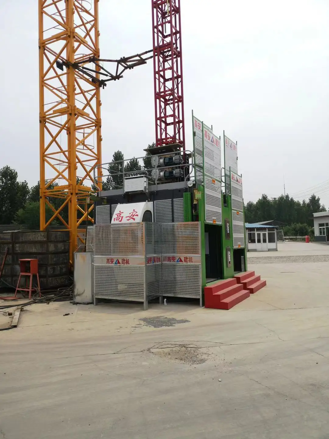 Variable frequency drive two Construction Hoist Lift SC200/200