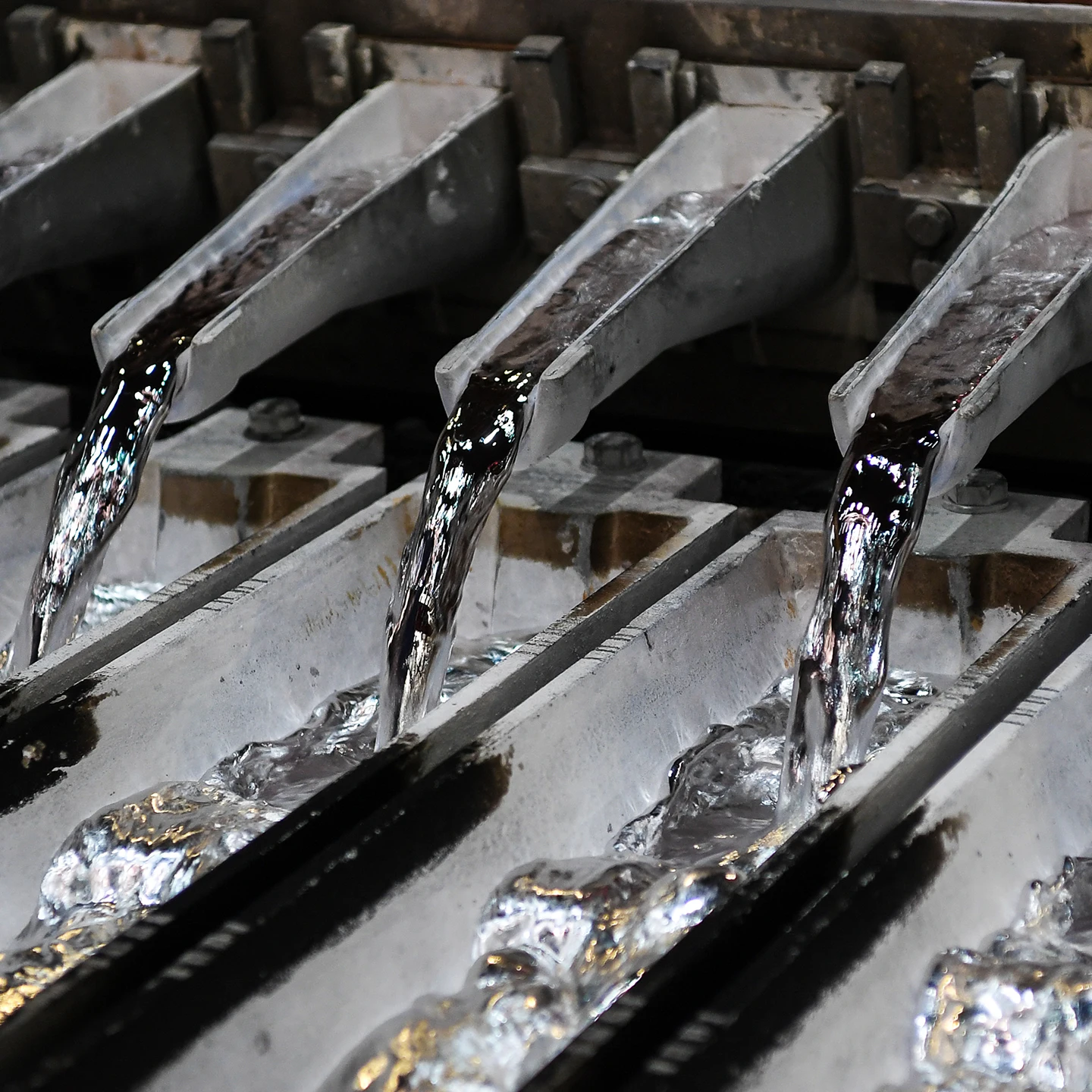 Mc Various Type Building Materials Aluminium Ingot Casting Machine Casting Machine Price In China