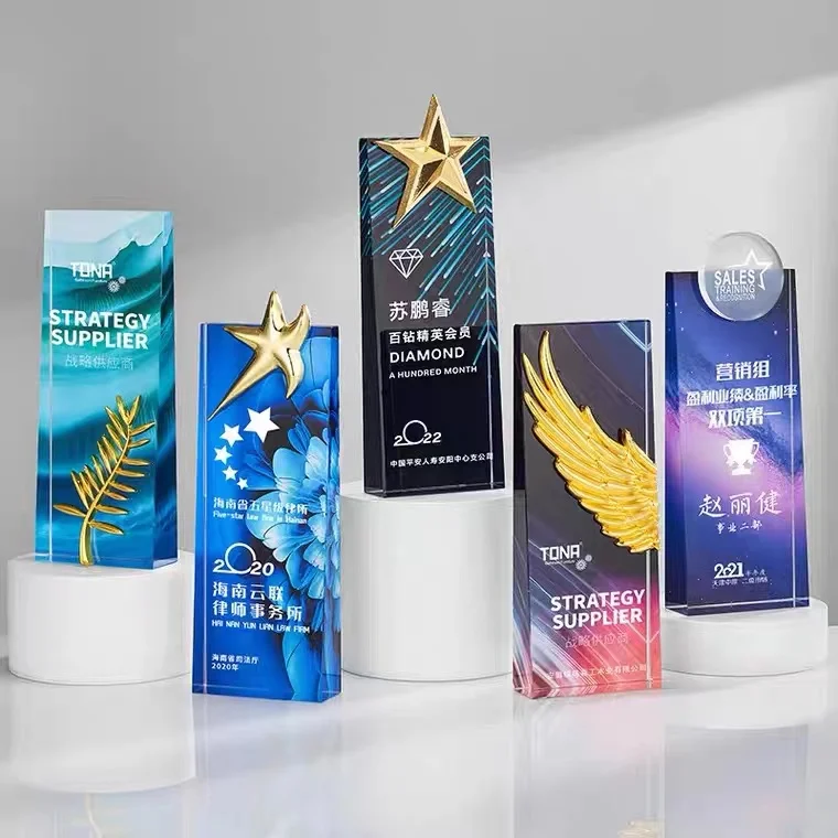 Custom Metal Diamond Crown Trophy Basketball Football Crystal Trophy Medal Award Souvenir