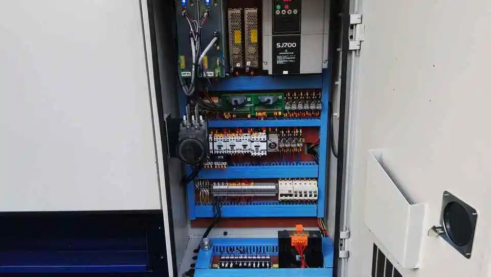 Automatic Medium Duty 4 Axis Horizontal C Axis Tool Holders Cnc Lathe Machine