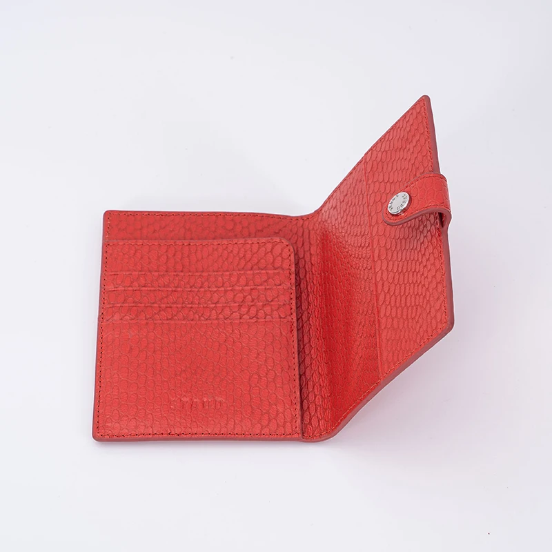 China Supplier red premium photo holder passport holder caver case cow leather travel wallet with luggage air tag for women lady