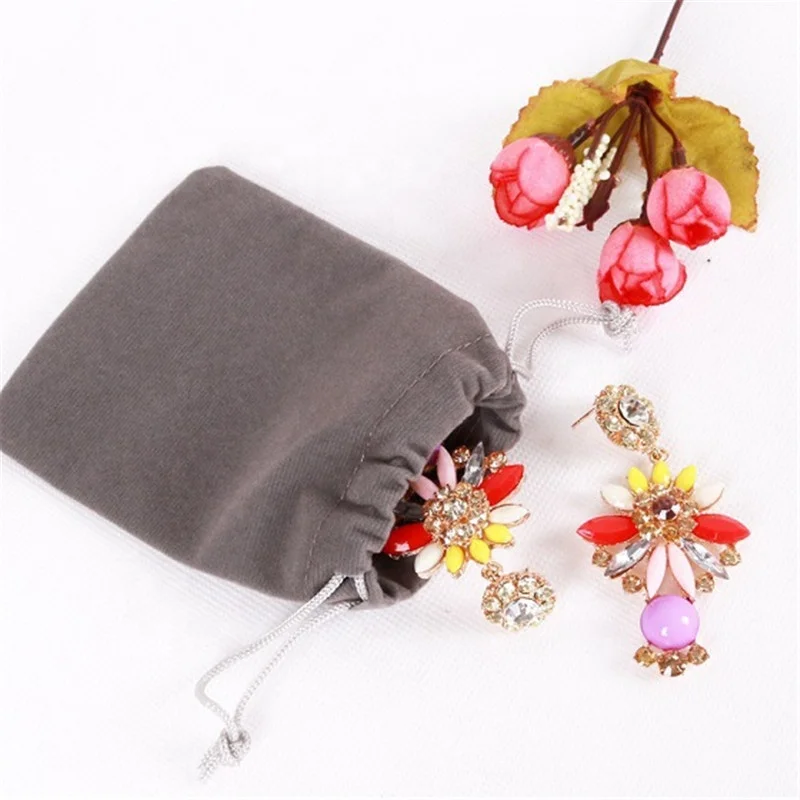 
Wholesale Drawstring Velvet Pouch Sachet Gift Bag For Jewelry Wedding Things Party Bead Container Storage 