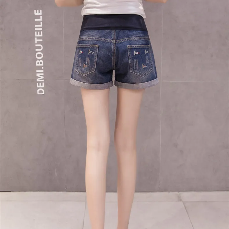 Модные джинсовые шорты с вышивкой для беременных женщин