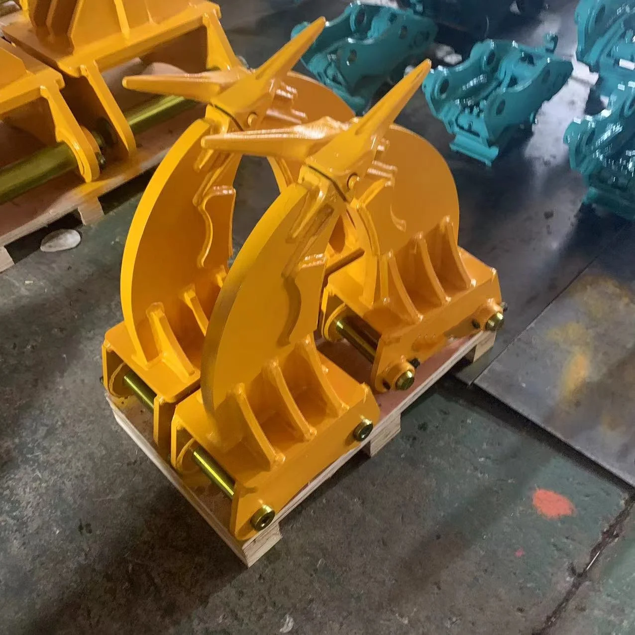 Single Tooth Ripper Construction Machinery Parts Excavator Ripper For Sale