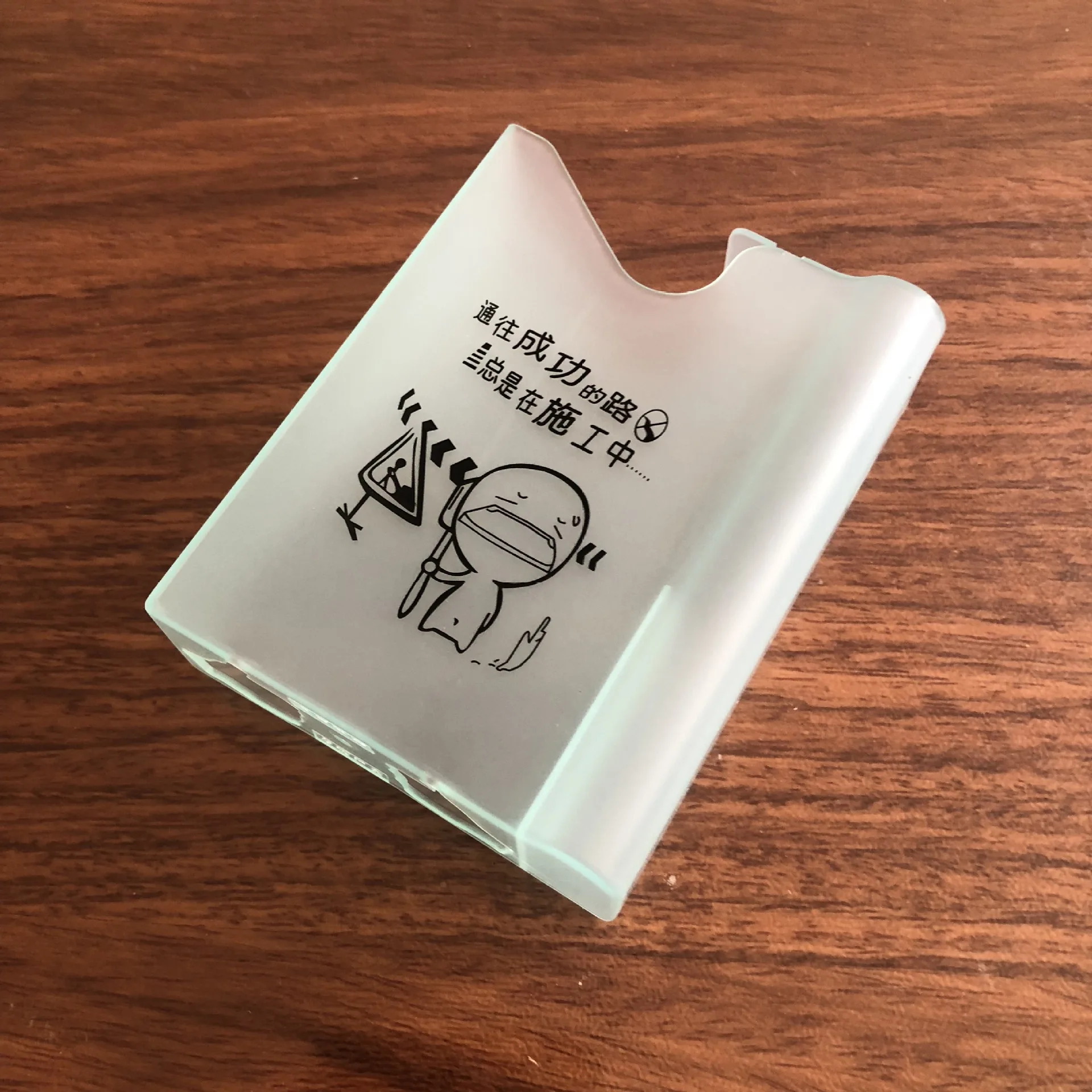 
1PCs Portable Transparent Plastic Cigarette Case Box with Smoke Lighter Anti-pressure Lighters Storage Holder Smoking Gadget 