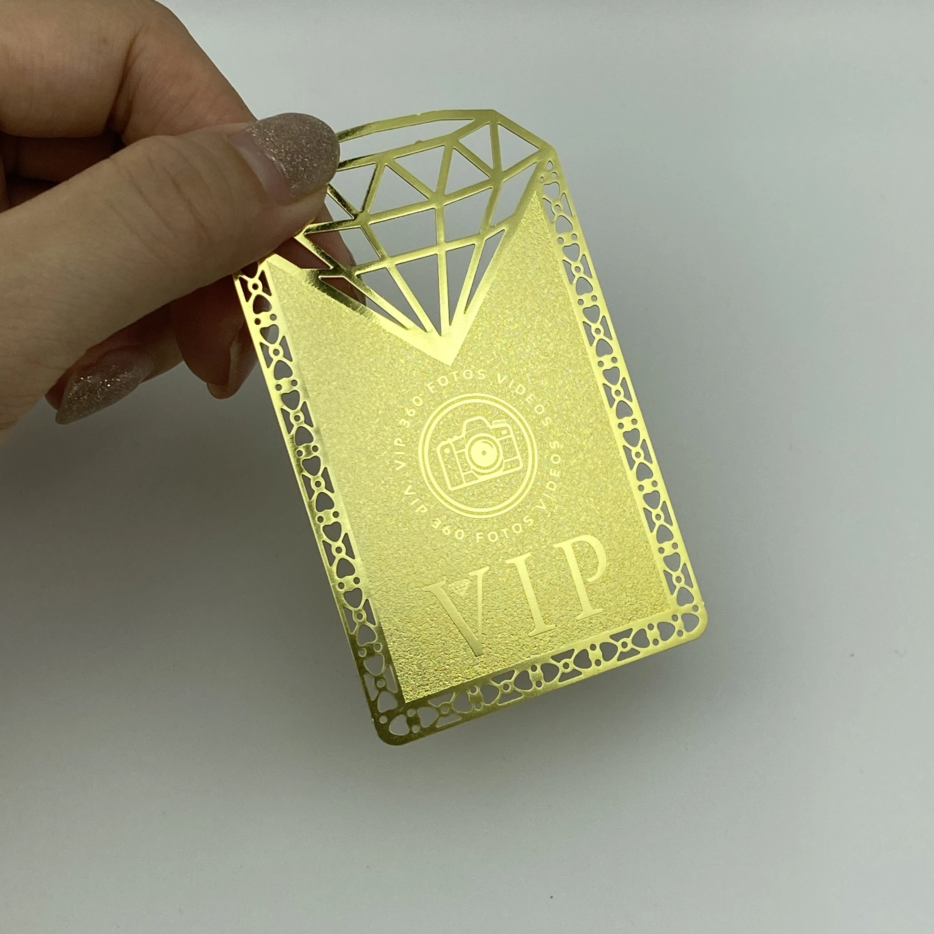 Custom High Quality Business Metal Cards USA Gold VIP Card for Gift