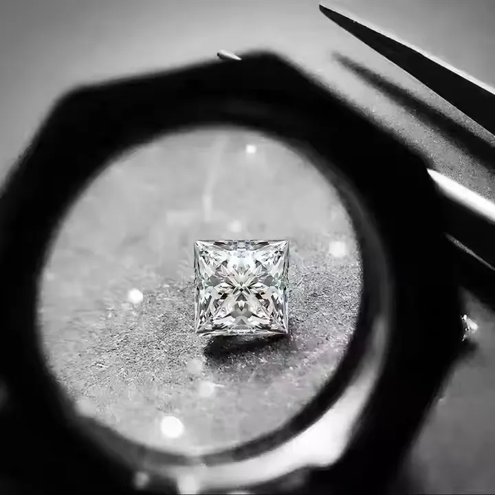 Оптовая продажа VVS1 VVS2 D 1-3CT принцесса вырезать белый свободный синтетический алмаз GIA HPHT CVD лабораторный Выращенный