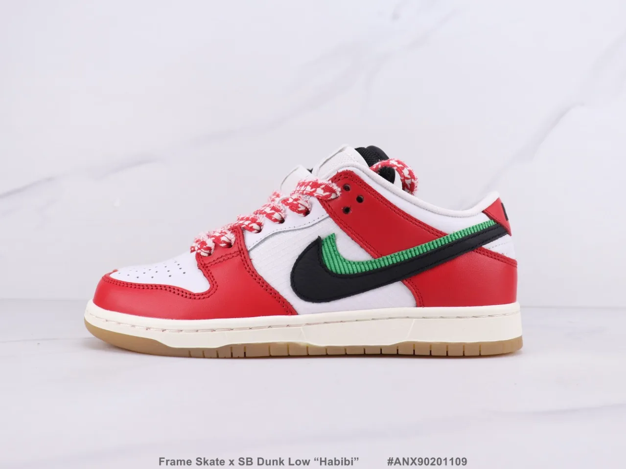 2021 Hot Sale Nike SB Dunk Red and White Double Hook Sneakers Nike Casual Skateboarding Shoes