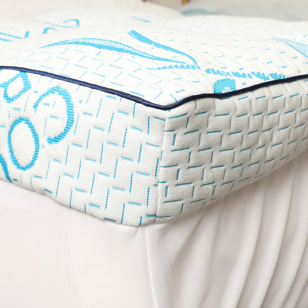 Waterproof Breathable Anti-Bacteria Anti-Pull Luxury Down Cooling Bamboo Mattress Protector Topper