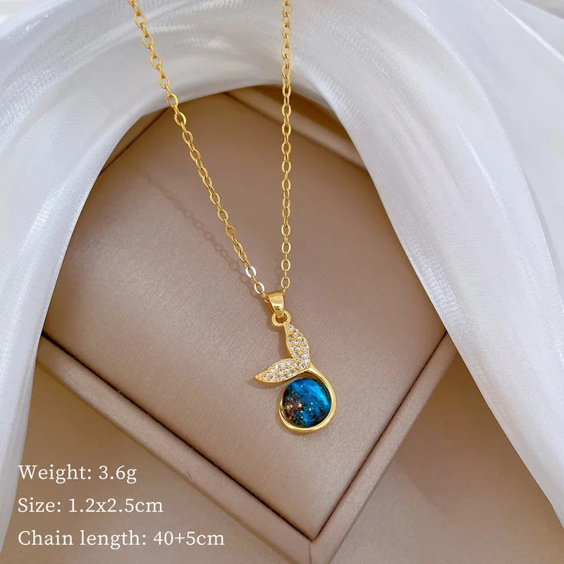 DAIHE Fashion 18k Gold Plated Starry Planet Stainless Steel Necklace Zircons Astronauts Moon Saturn Necklace for Women