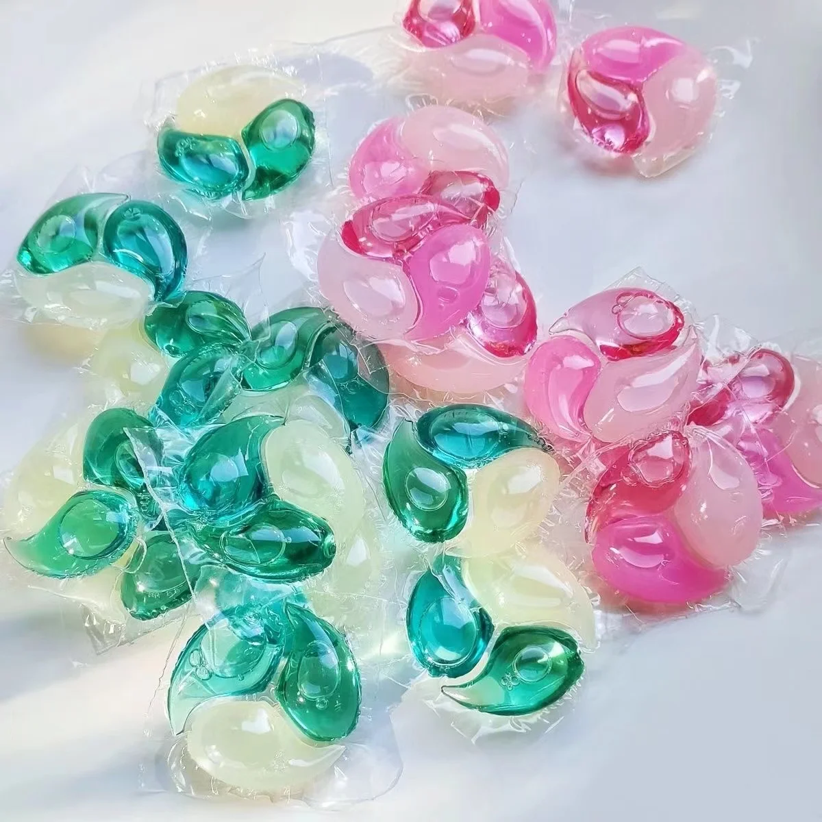 Factory hot sale all-in-one laundry gel beads laundry liquid granule capsules washing beads softly clean and leave fragrance