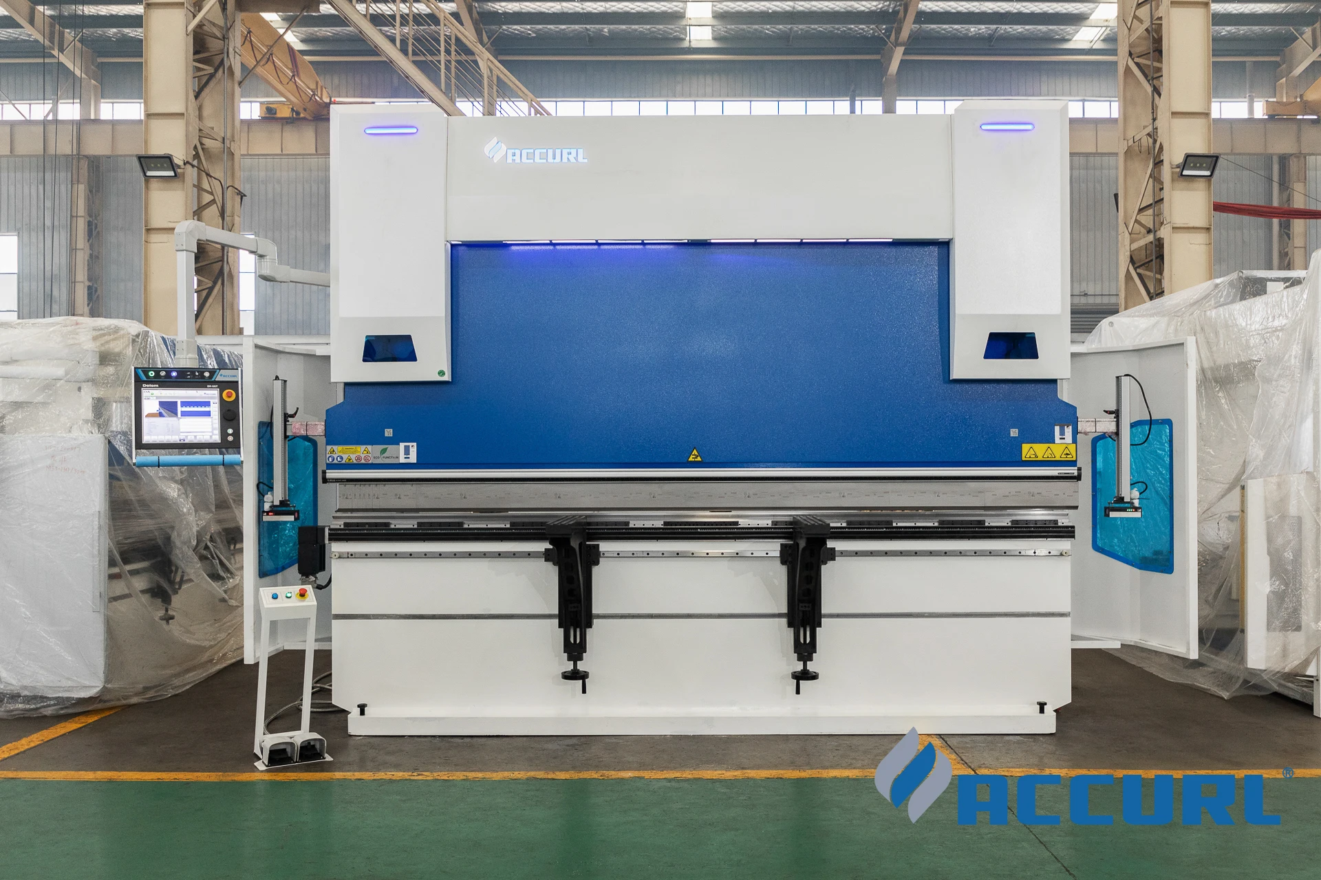 CNC Bending Machine 60T 2m GP Hydraulic Press Brake Machine for Metal  Plate