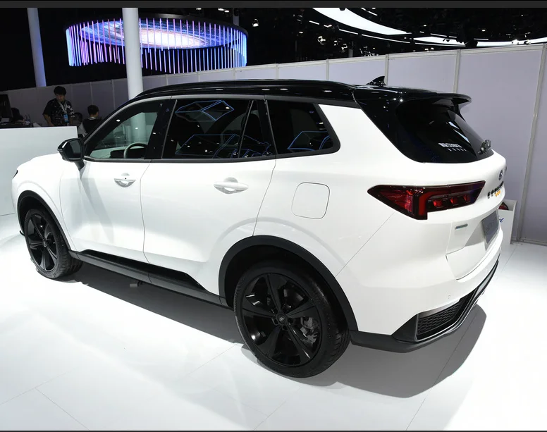 Ford Equator спортивный бензин классический внедорожник макс. 180 км/ч