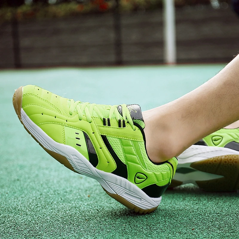 
Professional Non-slip sole badminton shoes for mens athletic China Factory Latest Design 