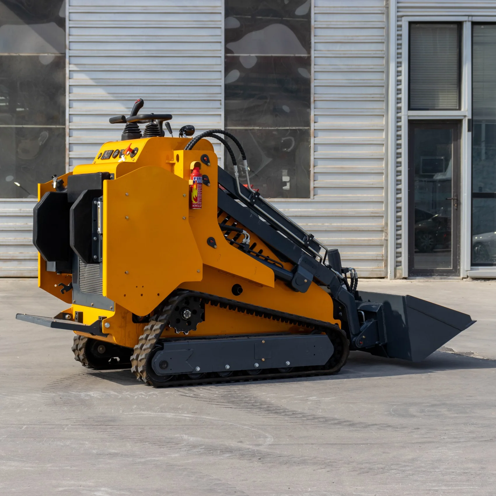MK530 Multifunction Mini Skid Steer Loader With Bucket Crawler Skid Steer Loader
