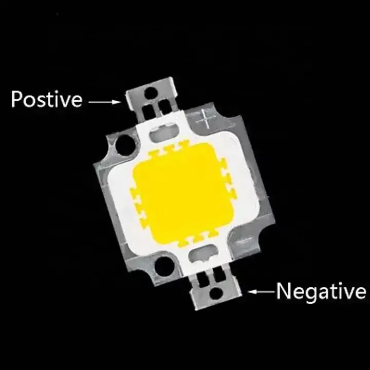 30W 900mA 30-34V SMD COB LED Chip White 6000-6500K for Flood Light