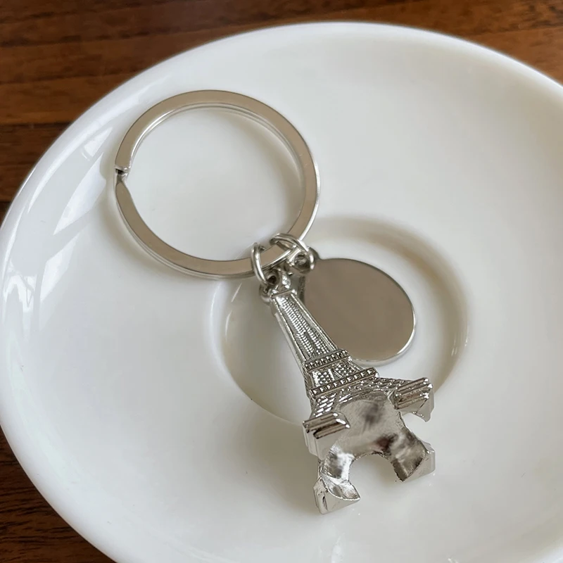 2024 Paris Eiffel Tower Keychain Custom metal car keychain Gift free engraved pendant keychain
