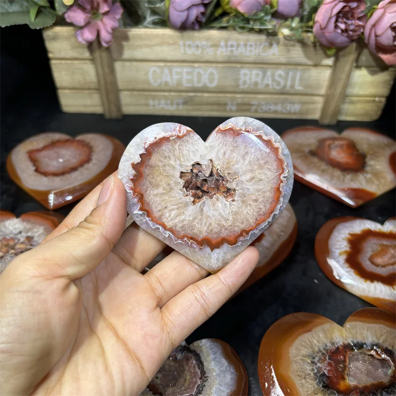 Wholesale Red Agate Gem Stone Hand Carved Polished Carnelian Druzy Geode Heart For Ornament