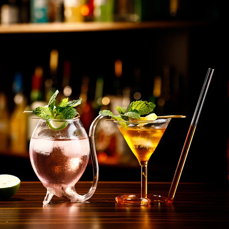 Hot Selling Creative Cocktail Glasses  Clear Crystal Unique Shape  Glass Funny Drinking Cup for Bar Party