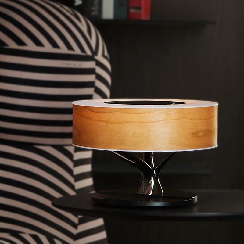 Dropshipping Trending Products 2024 New Arrival Wooden Smart LED Table Lamp with TWS Wireless Speaker Qi Wireless Charger