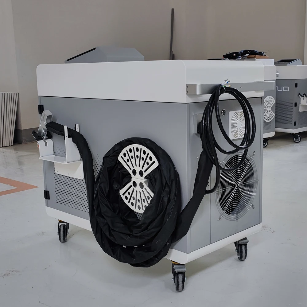 Fanuci лазерными сварочными аппаратами машина высокого качества лазерный сварочный аппарат