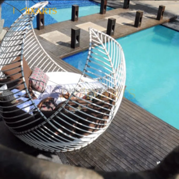 Outdoor Pool Side Furniture Rattan Garden Daybed Sofa