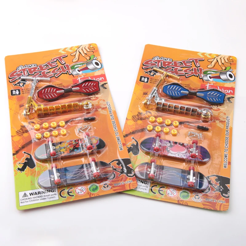 Hot Sales Finger Skate Boarding Blister Card Packing Toys Finger Skateboard with Scooter Set and Tools for kids
