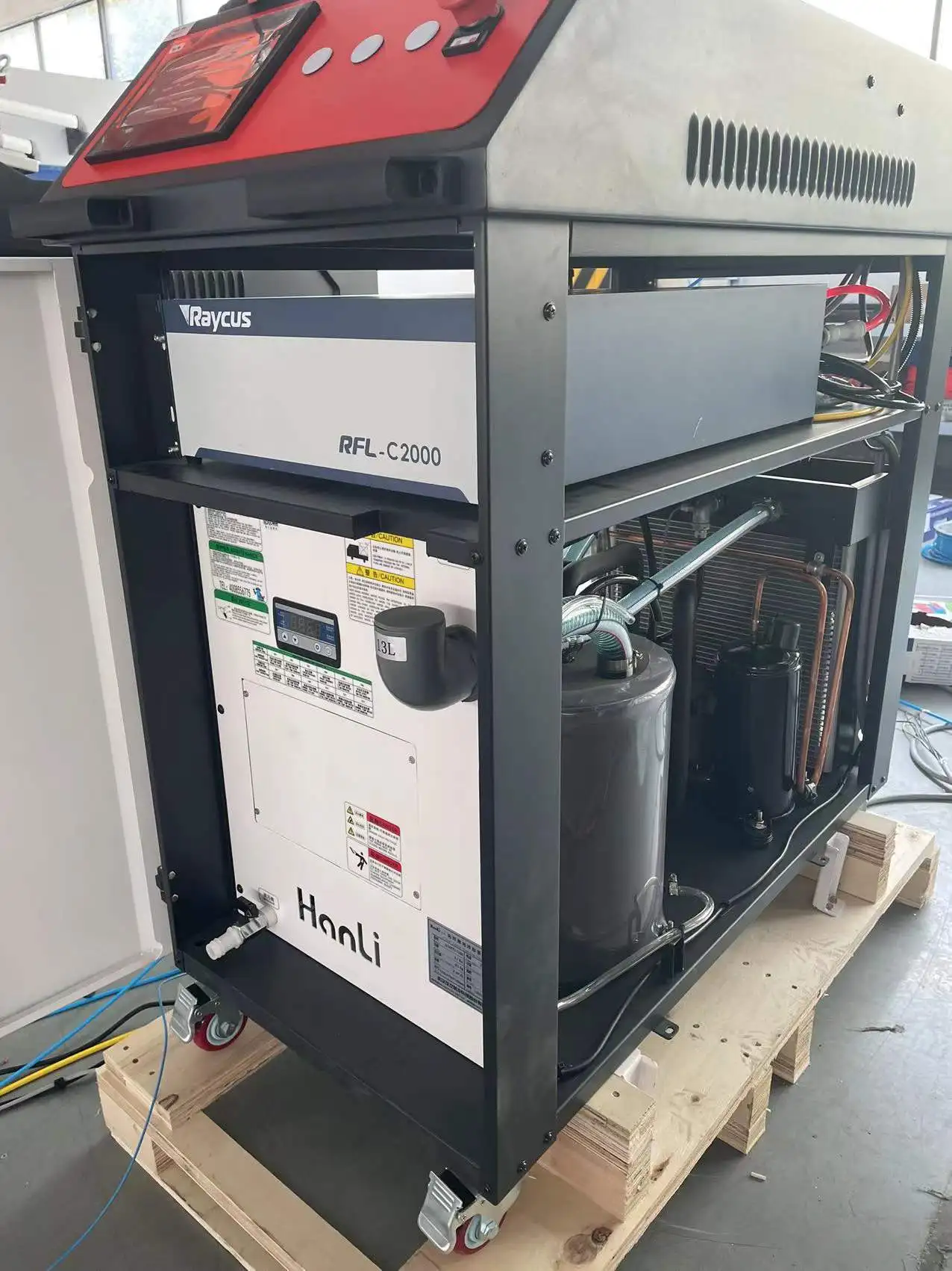 2022 Well-designed Low Price Factory 1000W 1500W 2000W Raycus Continuous Handheld Portable CNC Fiber Laser Welding Machine