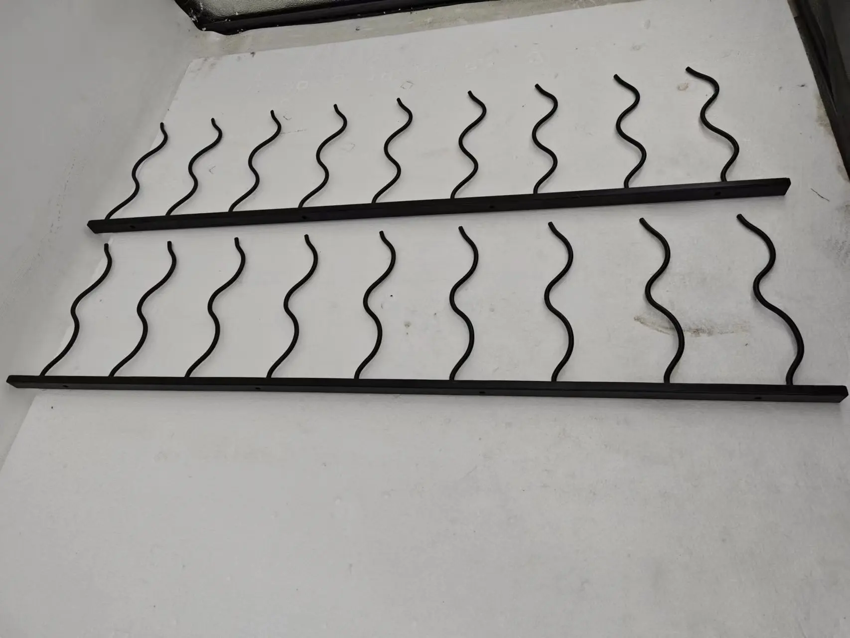 Modern Wine Rack with Stackable Design - Stylish and Functional Storage Solution for Organizing Your Wine Collection - Wine Rack