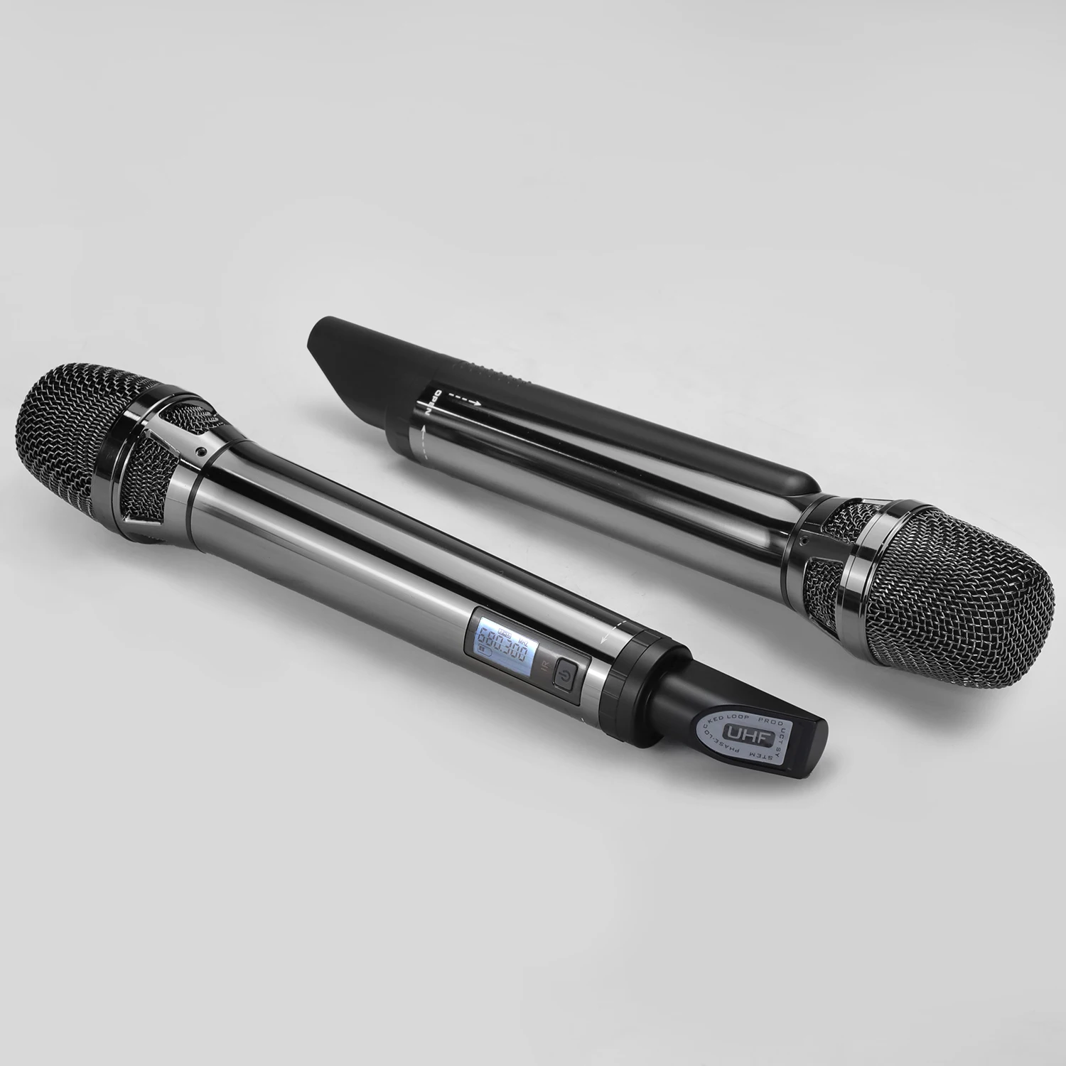 New Wireless Microphone 2 Channel UHF Band Metal Body  Handheld Dynamic Karaoke Microphone for DJ Party Stage Church Performance