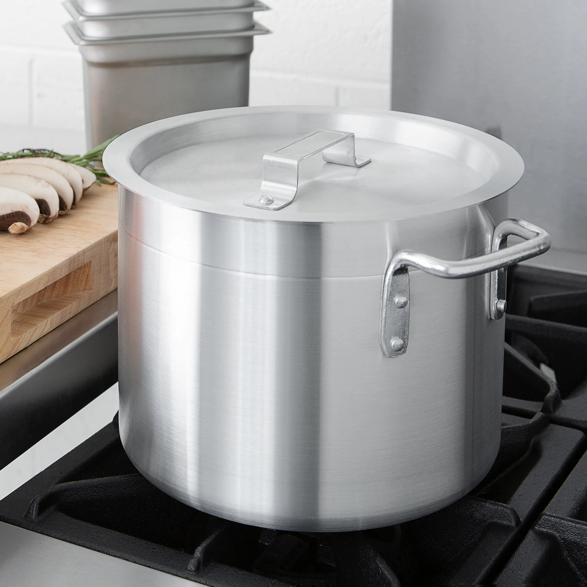 5-Piece Standard Weight Aluminum Stock Pot Set with 20QT, 24QT, 32QT, 40QT, and 52 QT Pots and 5 Pot Covers