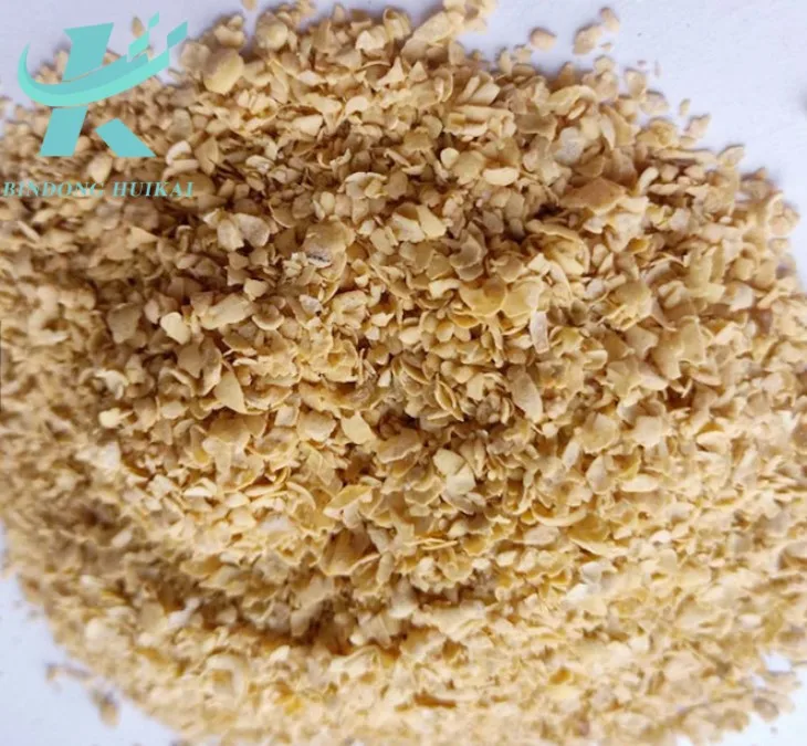 Golden spray corn husk Fiber feed for cattle and sheep Corn gluten feed 18%
