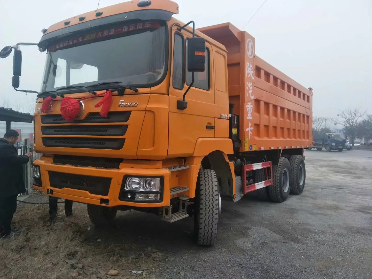 Heavy Jual Ex Used Left-hand X3000 Dump Truck 8x4 6x4 China Made Trucks Diesel Shacman X3000 Used Dump Truck For Sale