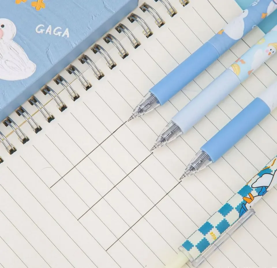 6pcs/set 0.5mm Cute Duck Gel Pens - Fine Writing Instruments with ST Nib, Black Ink, Press Pen Function Aesthetic Stationery