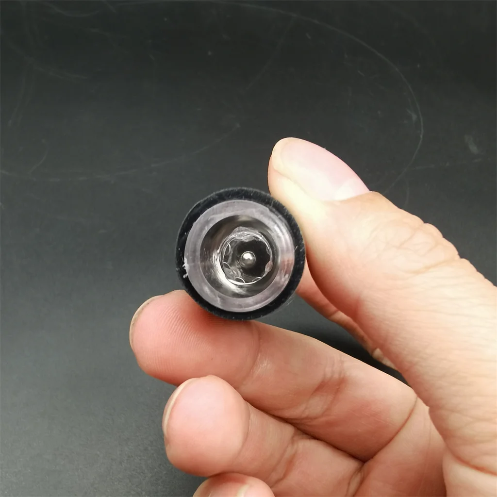 Top seller hot  wholesale cheap custom plastic small mini vodka liquor whiskey wine bottle whisky aerator pourer decanters