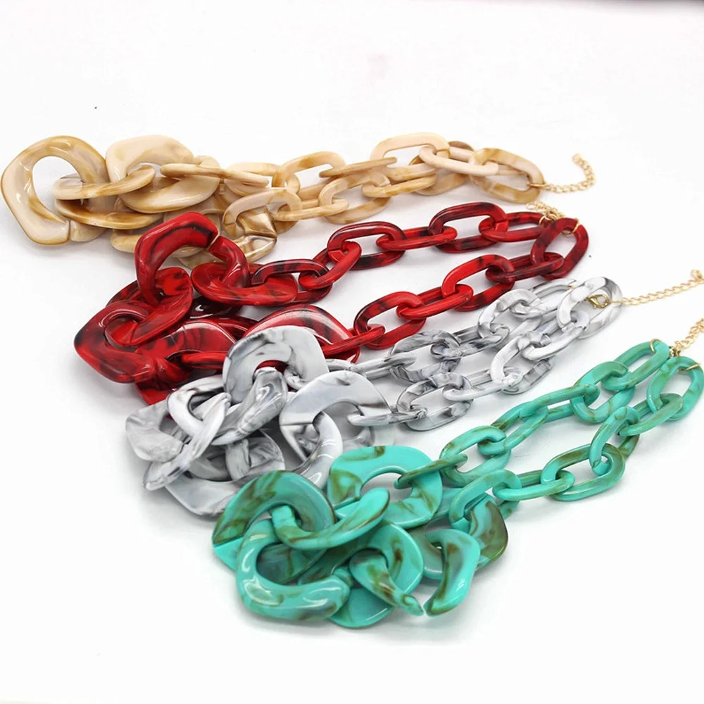 Customized Oversized Acrylic Necklace Two-color Marble Plastic Charm Jewelry Display Bust