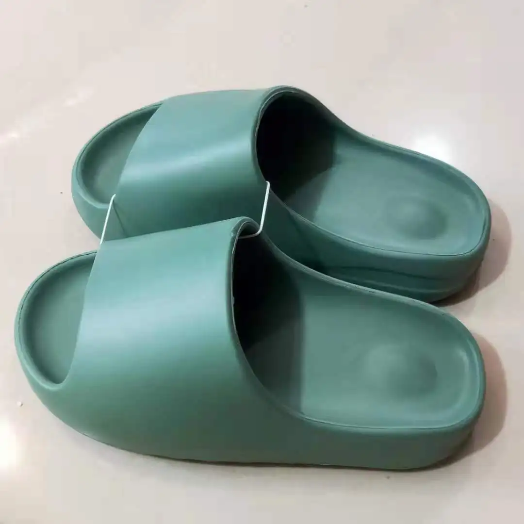 wholesale unisex yeezy slippers new style SpongeBob eva Slides for women