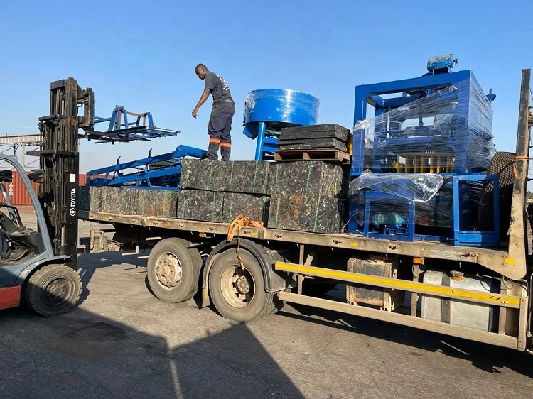 Hot style QTJ4-26 auto hydraulic 3600*1700*2560 mm no fired needs interlocking hollow concrete brick making machine for sale