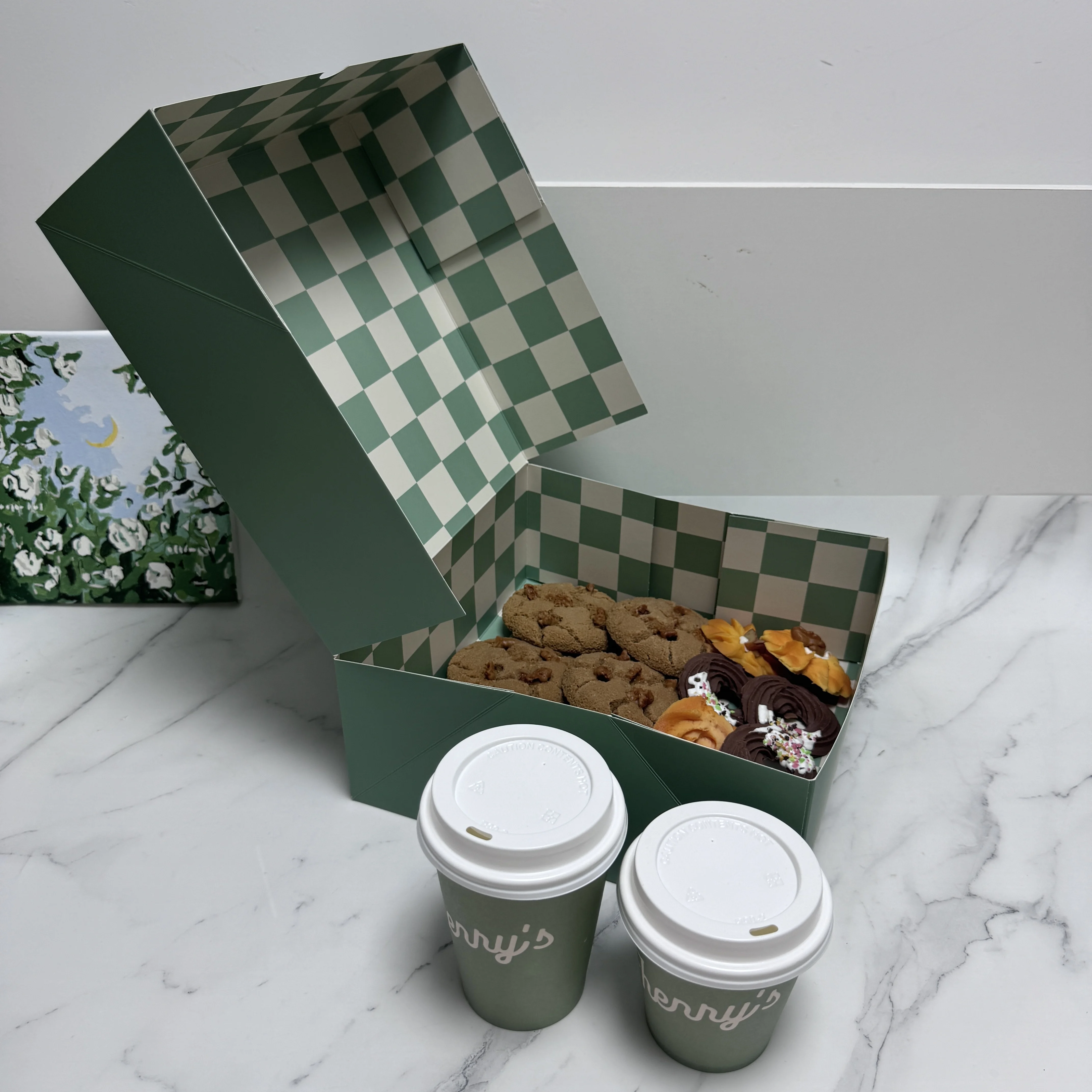 Custom Single Layer Paper Hot Coffee Cup Drinks Packaging Cups With Plastic Cover