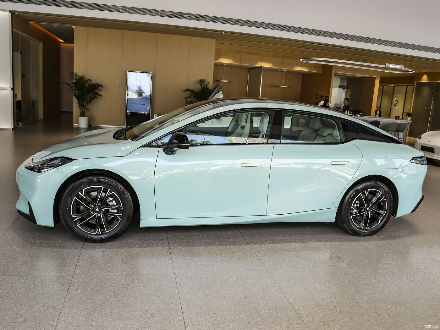 2023 GAC Aion Hyper GT 560 заднеприводная технология версия нового энергетического автомобиля