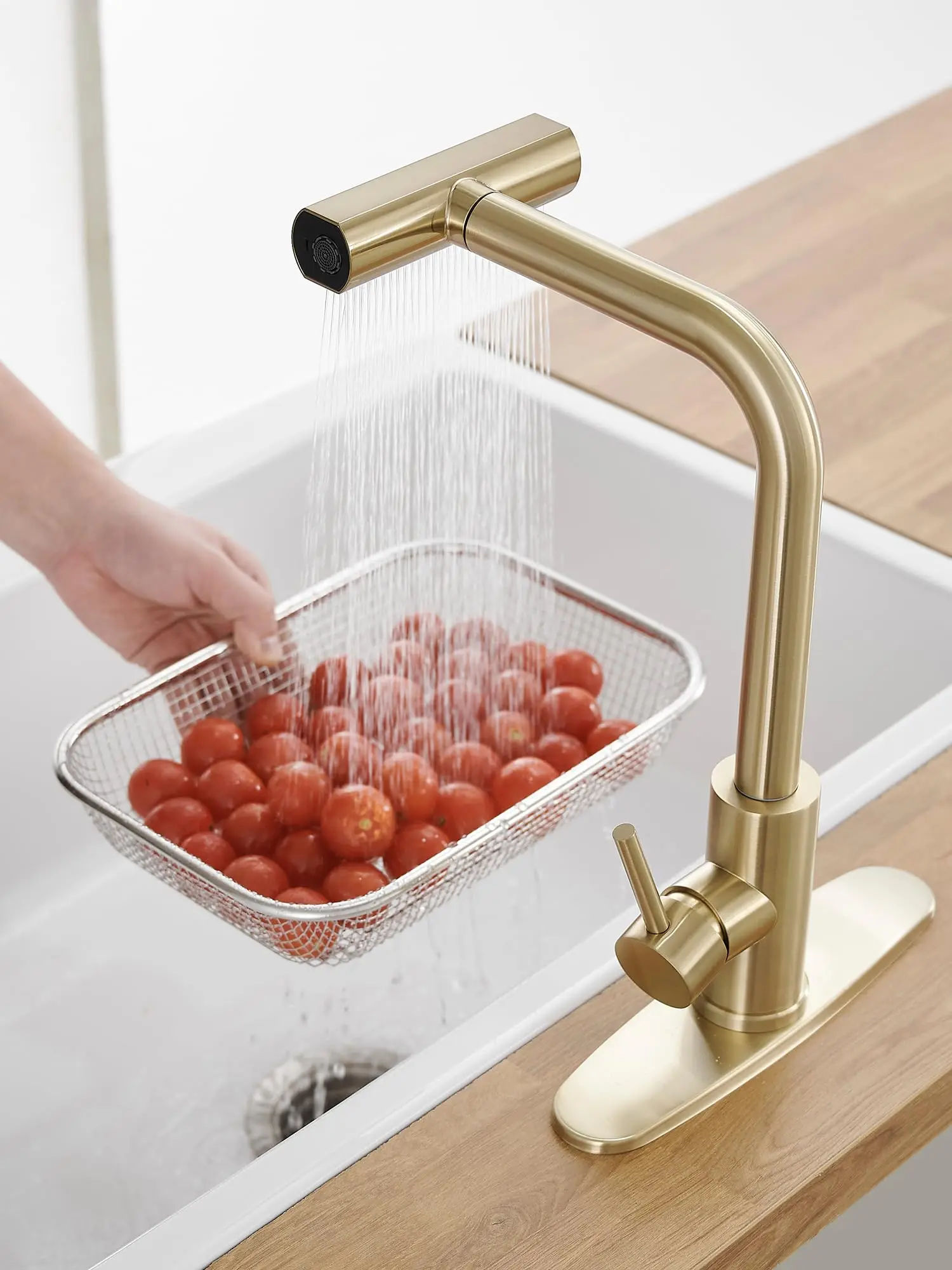 Factory Luxury Brass Kitchen Tap Sink Mixer Brushed Gold Kitchen Faucet With Pull Down Sprayer