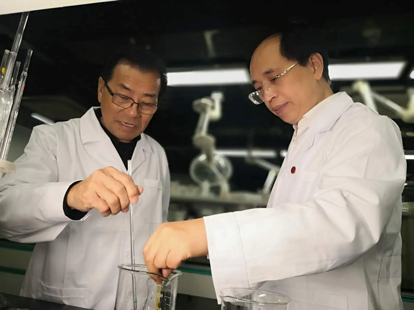 3ce8cca6a0cd55539b2ba09bb0d7b76