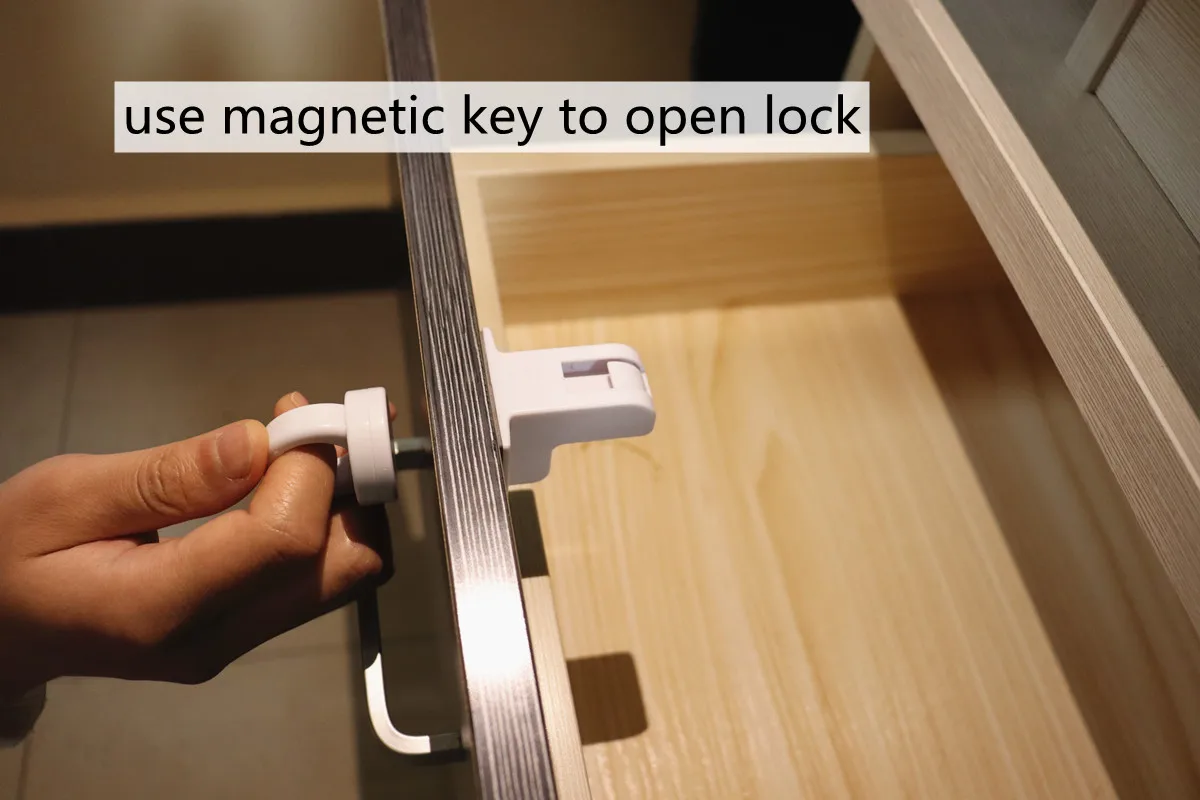 Manufacturer Wholesale Kid Product Home Safety 8 Pack Baby Proofing Magnetic Cabinet Locks Child Safety