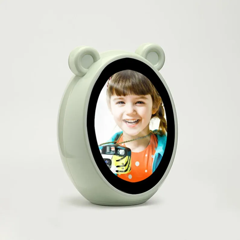 
Simple Wood Octagon Photo Frame 