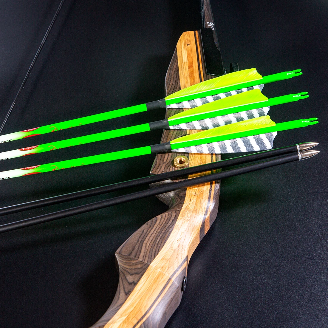 Pinals Archery Green Carbon Arrows with Turkey Feather 300 340 400 500 600 Spine Traditional Recurve Bow Longbow Hunting