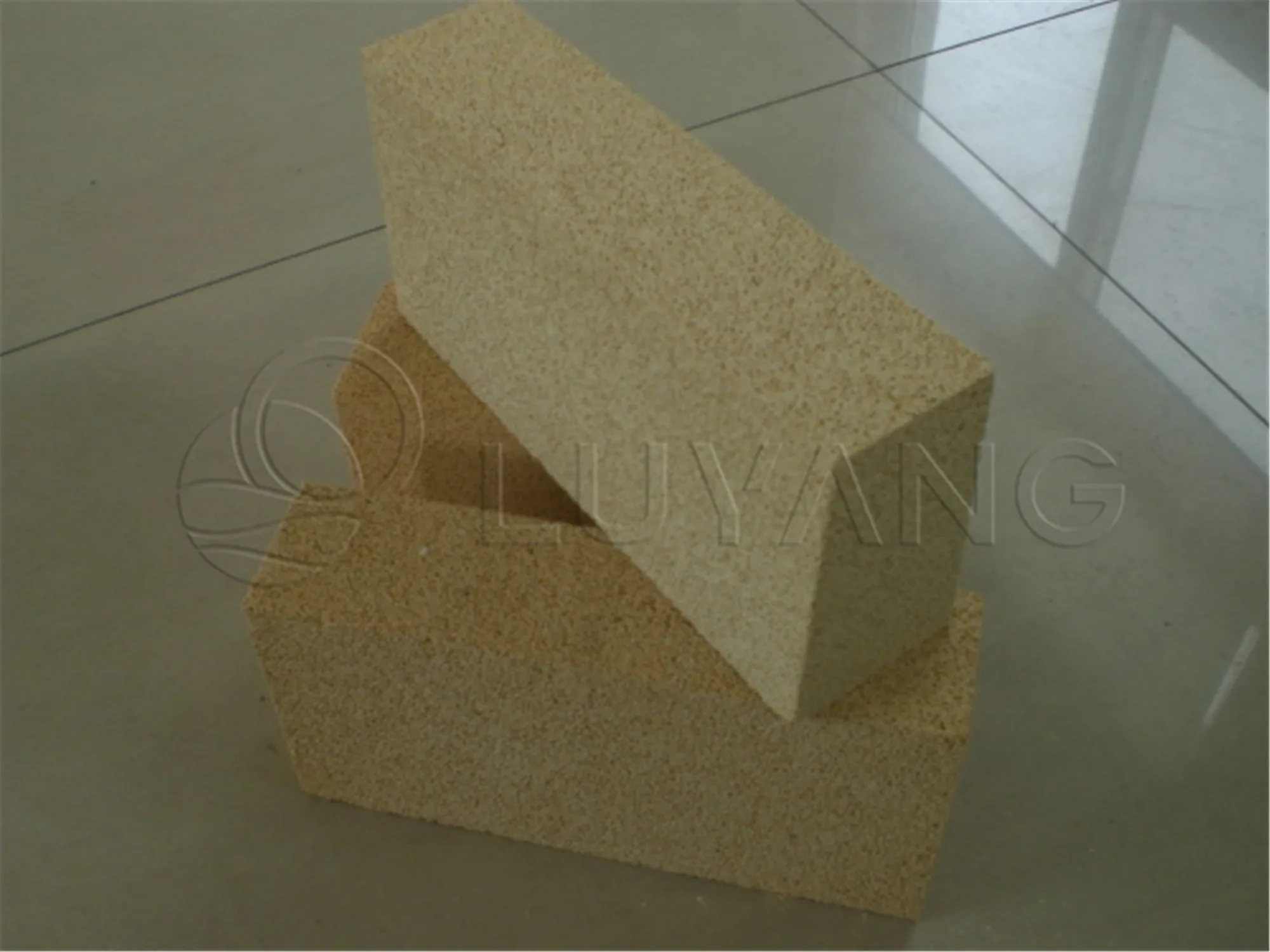 Hot Sale Refractories Industrial Ceramics Machine Pressed Refractory High Alumina Bricks