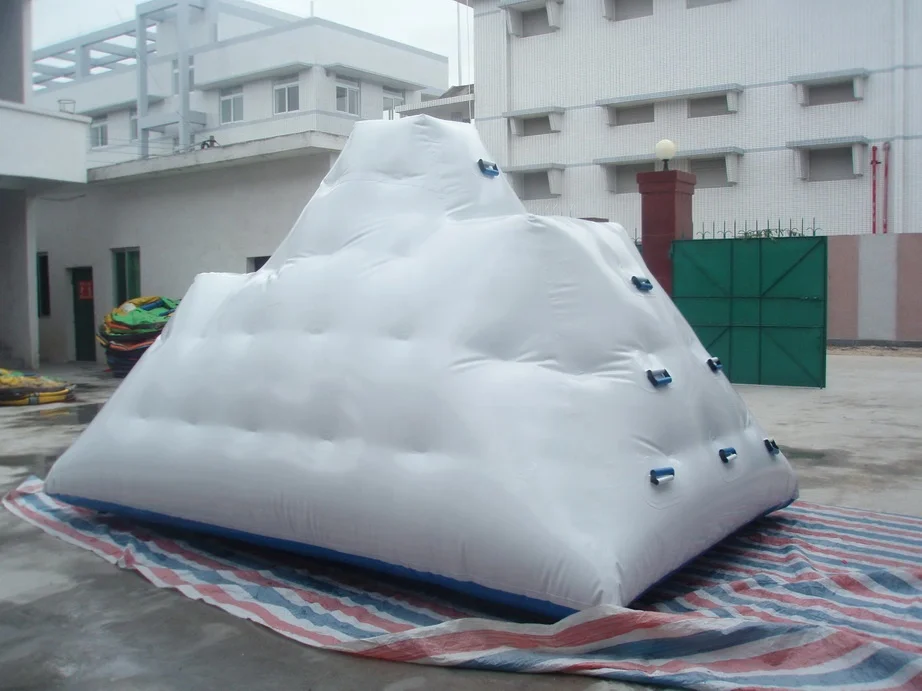 Factory 0.9mm PVC Tarpaulin Inflatable Iceberg Water Park Toys,Inflatable Water Iceberg for adults and children